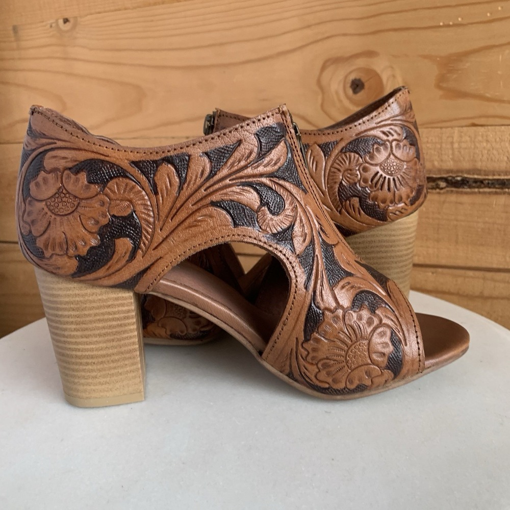 ROPER Womens 6.5 Open Toe Heeled Sandal Floral Tooled Leather Boho Cowgirl Rodeo - Picture 3 of 8
